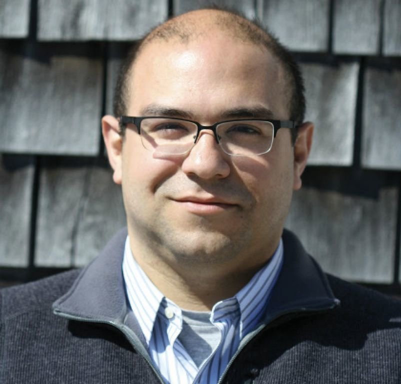 Health director Roberto Santamaria