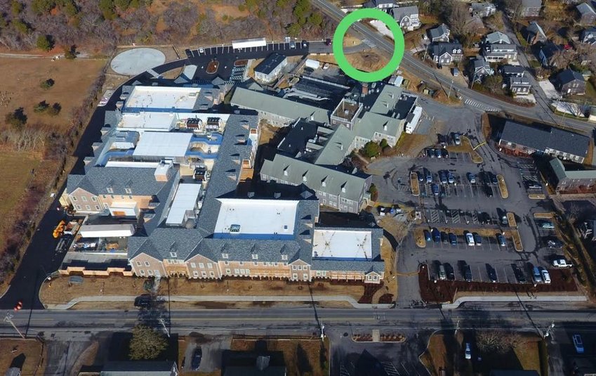 Starting today, access to Nantucket Cottage Hospital will only be through the Emergency Room entrance off Prospect Street circled in green. The Vesper Lane driveway and the hospital entrance at the physician clinics will be closed during demolition of the old hospital.