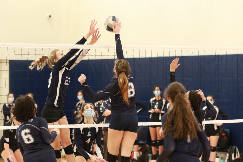 Nantucket beat Sturgis East three sets to two to advance to the Cape &amp; Islands League Lighthouse Division championship.