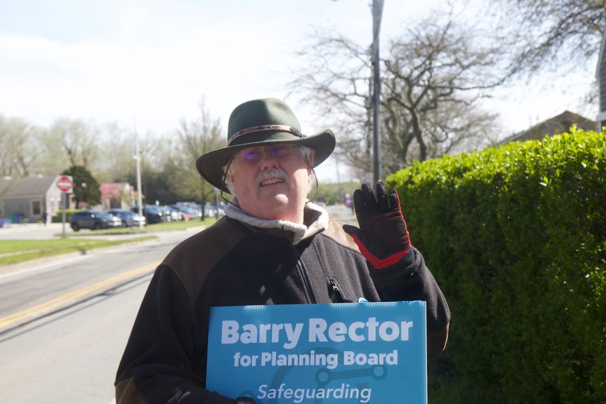 Barry Rector won a three-year term to the Planning Board.