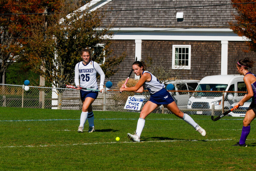 Marin Mooney lines up a shot Saturday against Martha&rsquo;s Vineyard.