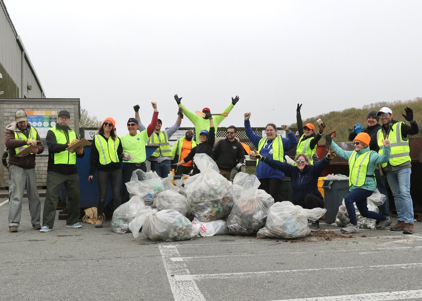 Teams of islanders picked up 23,000 pounds of trash this weekend.