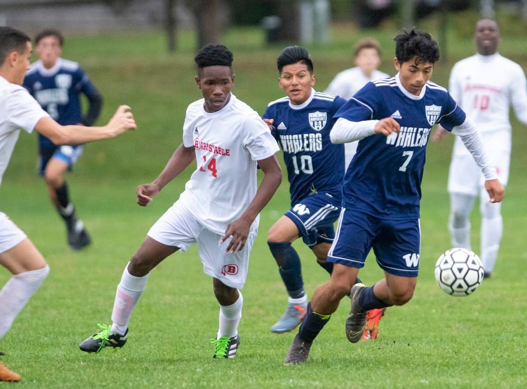 David Lemus-Castro brings the ball upfield in traffic during the Whalers' 1-1 tie against Barnstable Tuesday.