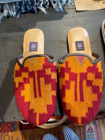 Res Ipsa shoes are made from Turkish Kilim rugs that are 50-100 years old.