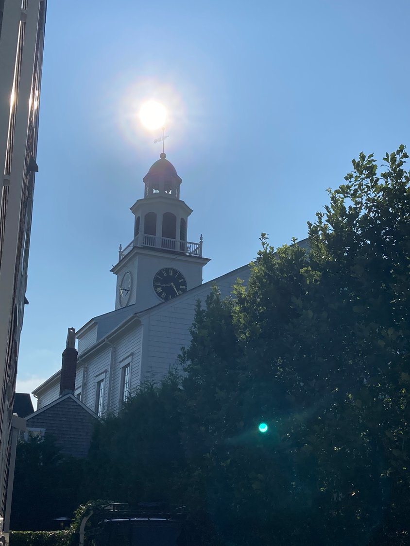 The sun above the Unitarian Meeting House.