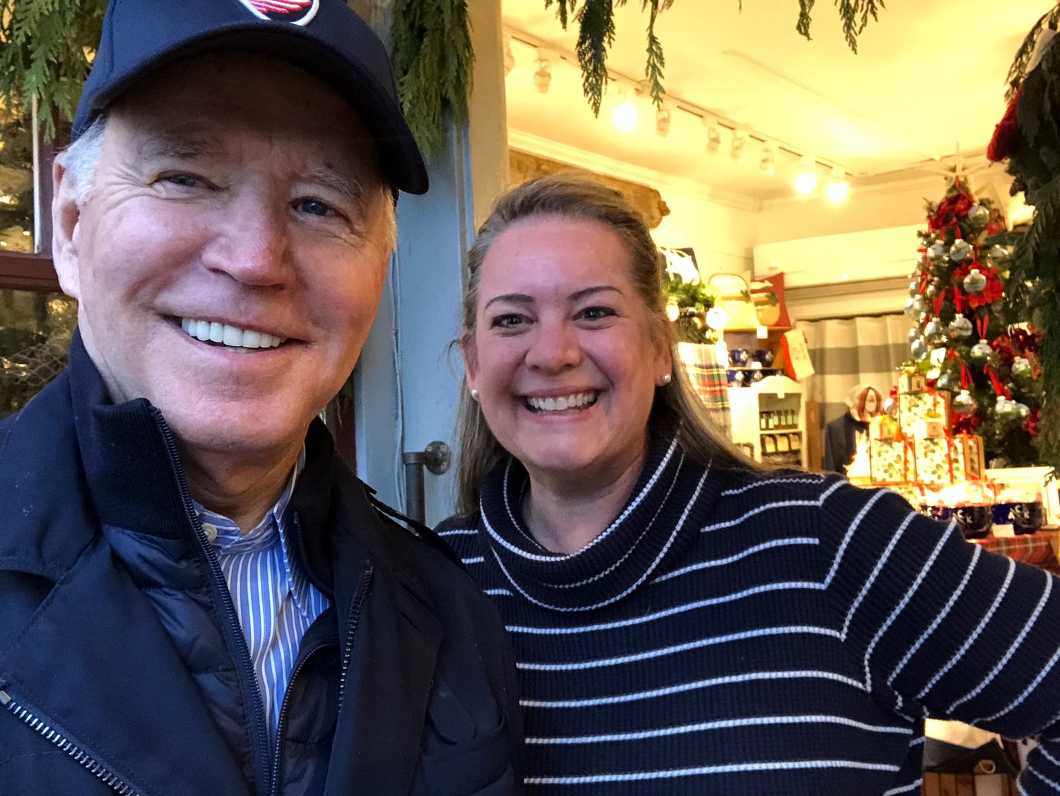 President Biden and ACK4170 owner Susan Fairgrieve on Federal Street.