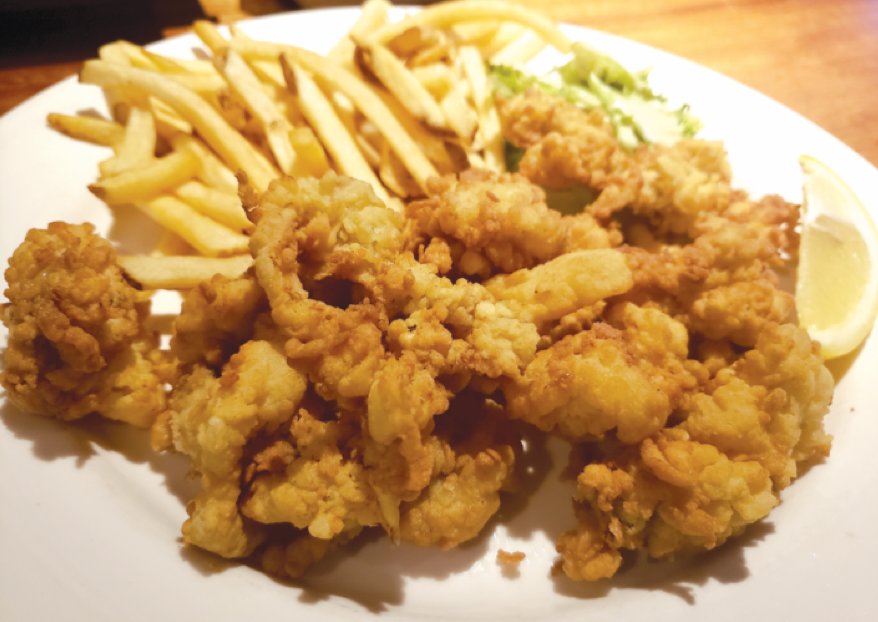 Fried clams and fries