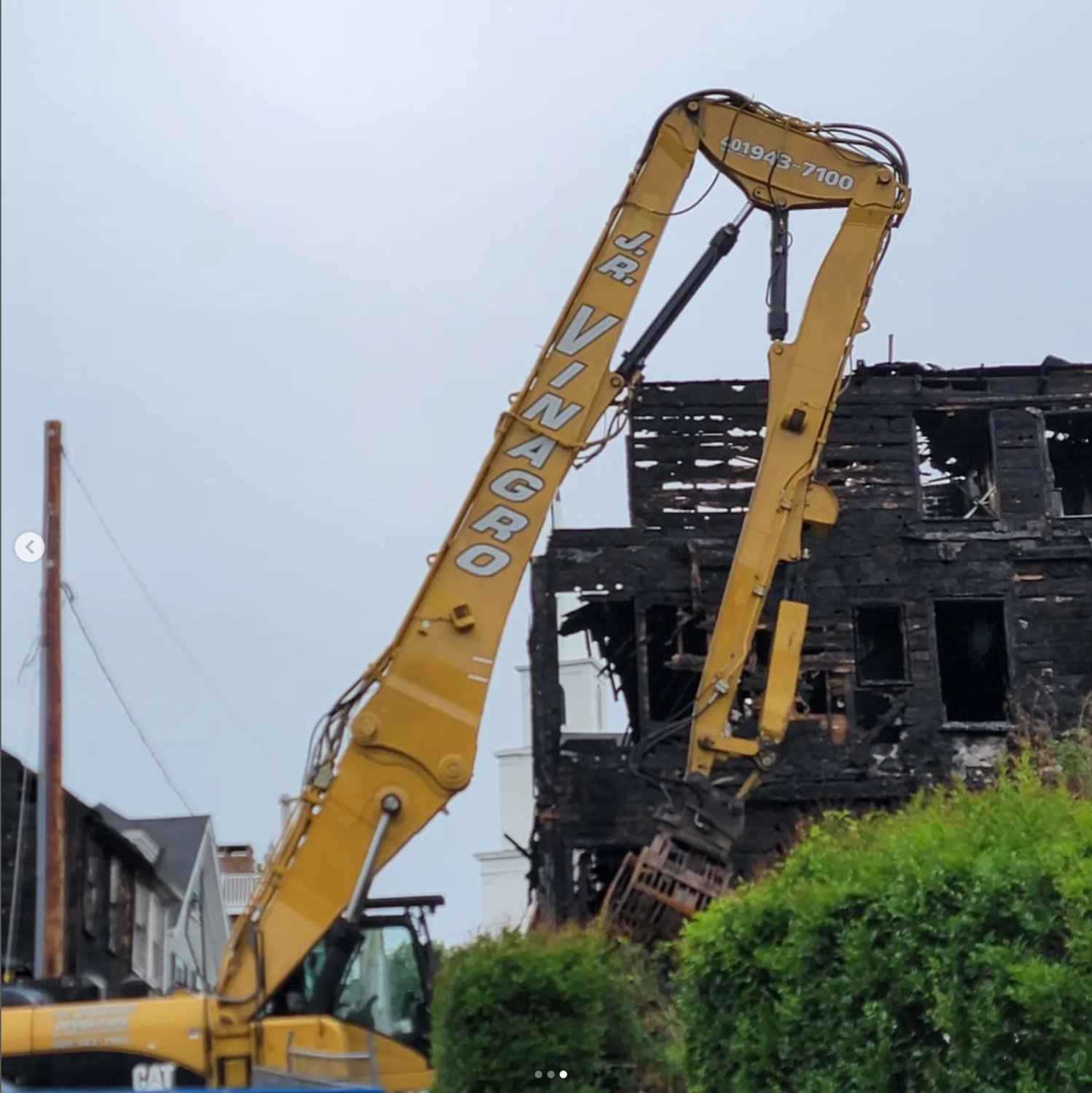Demolition work on the Veranda House, destroyed by fire last month, began this morning.