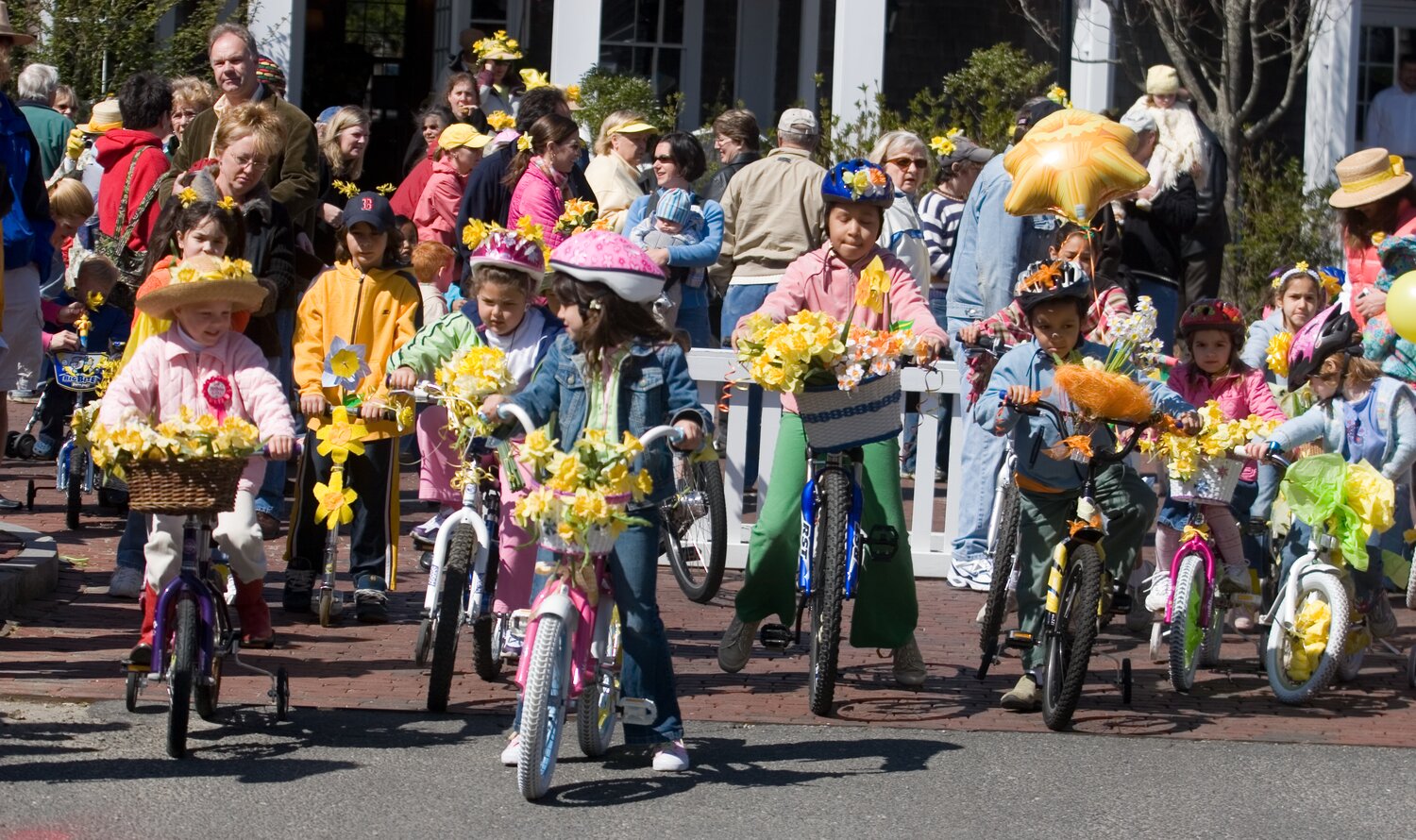 photo by Jim Powers.Scene from the Daffodil Festival events on Saturday, April 29, 2006.