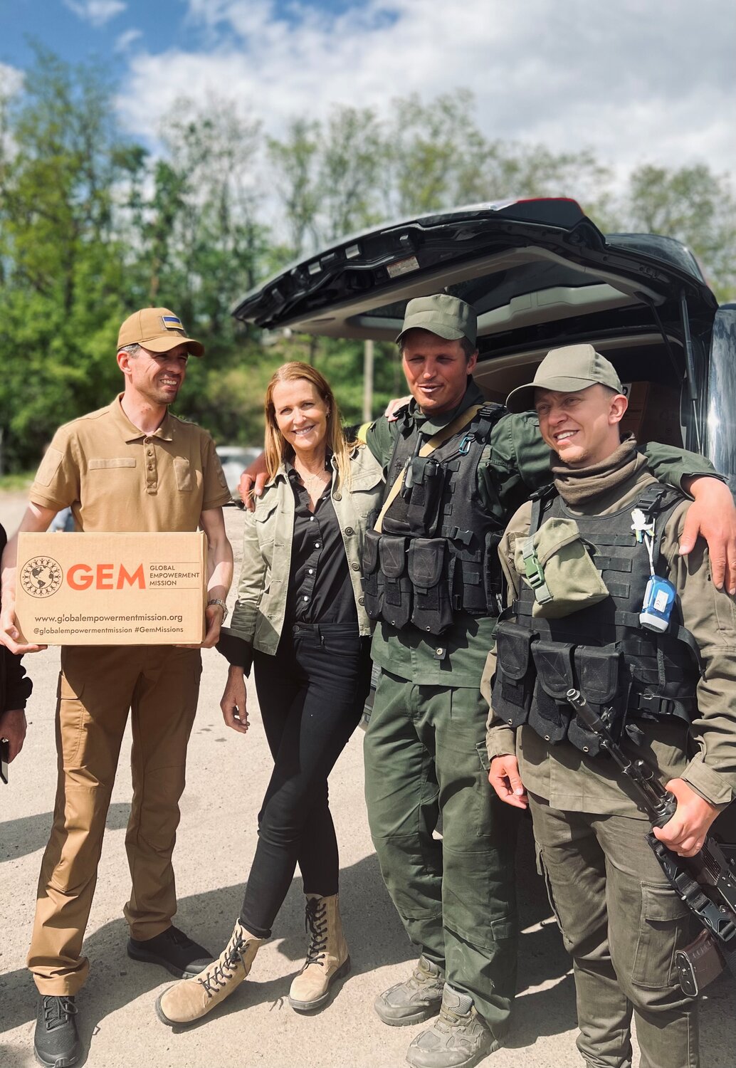 India Hicks, second from left, during a humanitarian aid trip to Ukraine with Global Empowerment Mission (GEM).