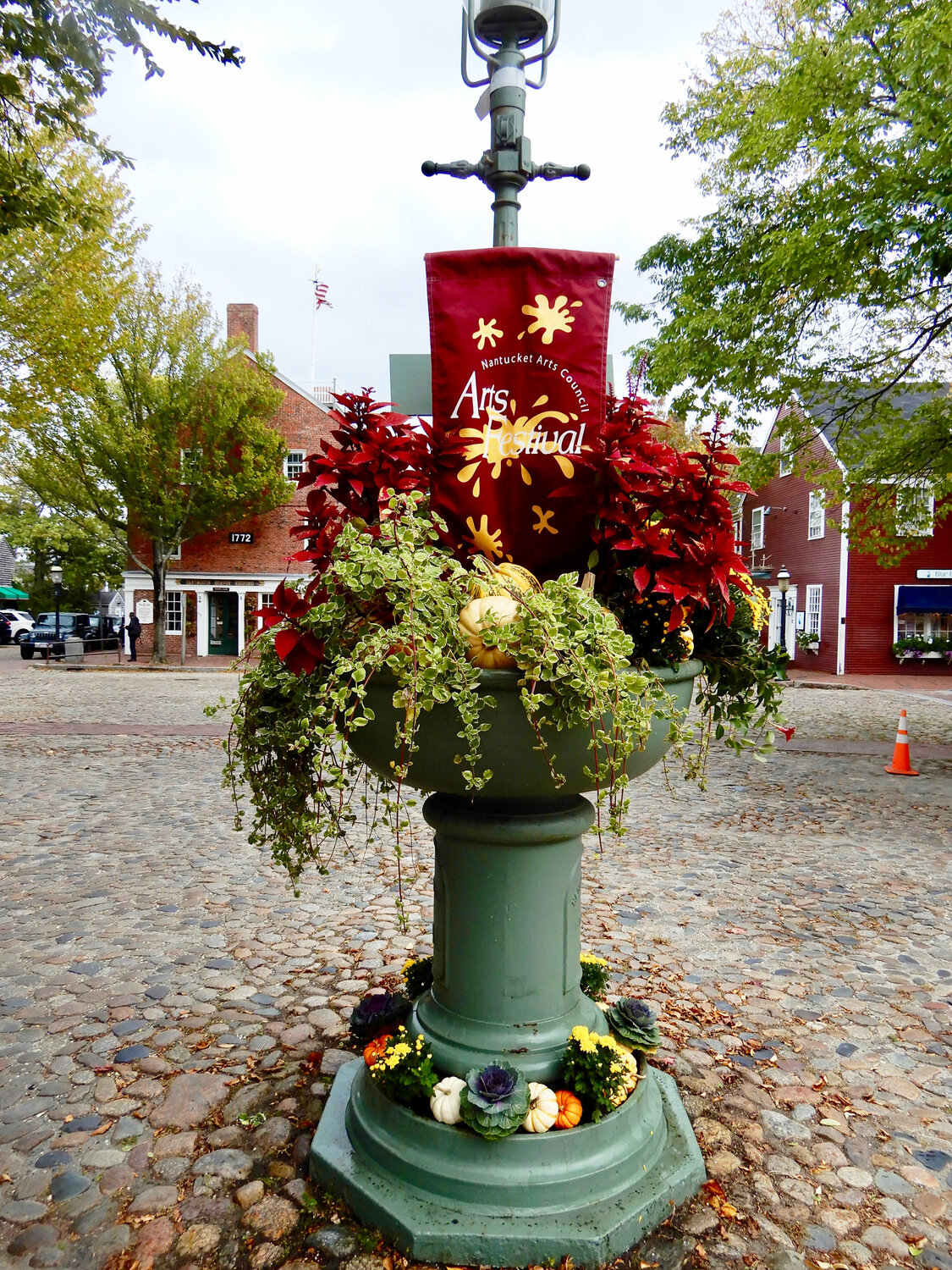 The fountain decorated for the fall 2019 arts festival.