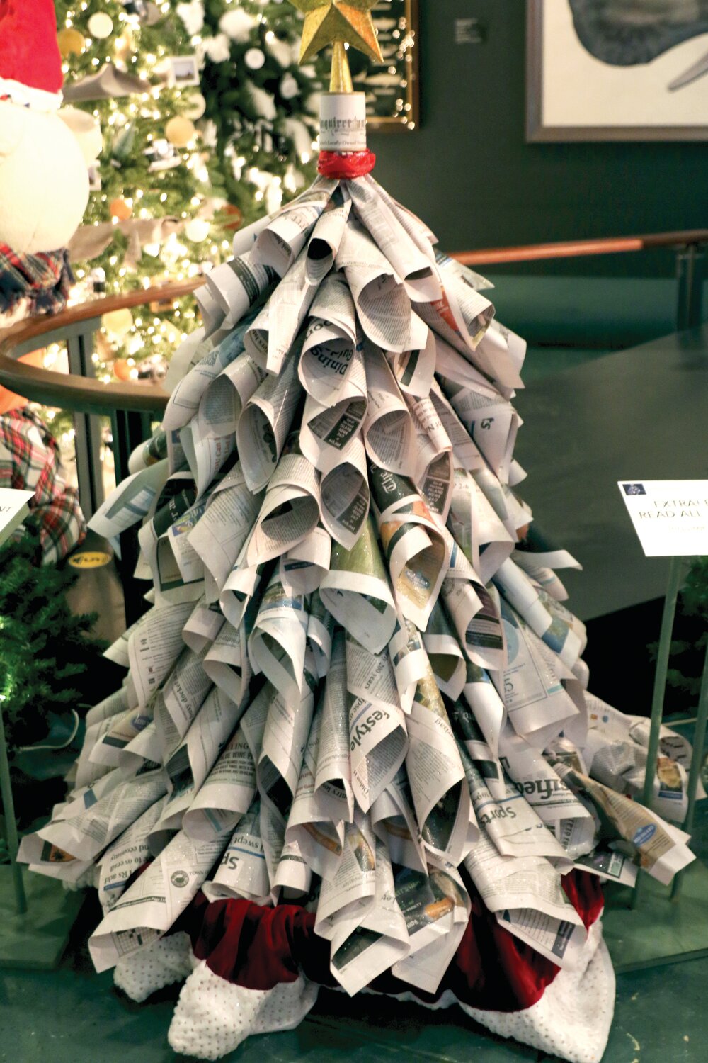 Tree decorated by The Inquirer and Mirror.