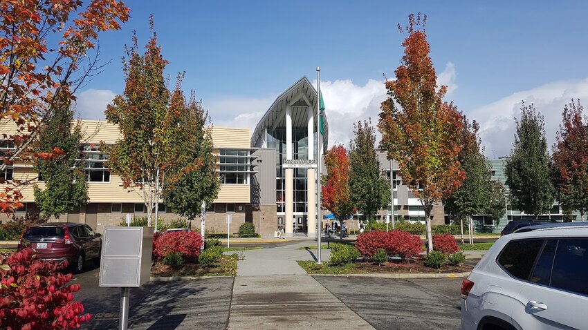 Lynnwood High School (Photo courtesy Ajay Niodling/Google Maps)