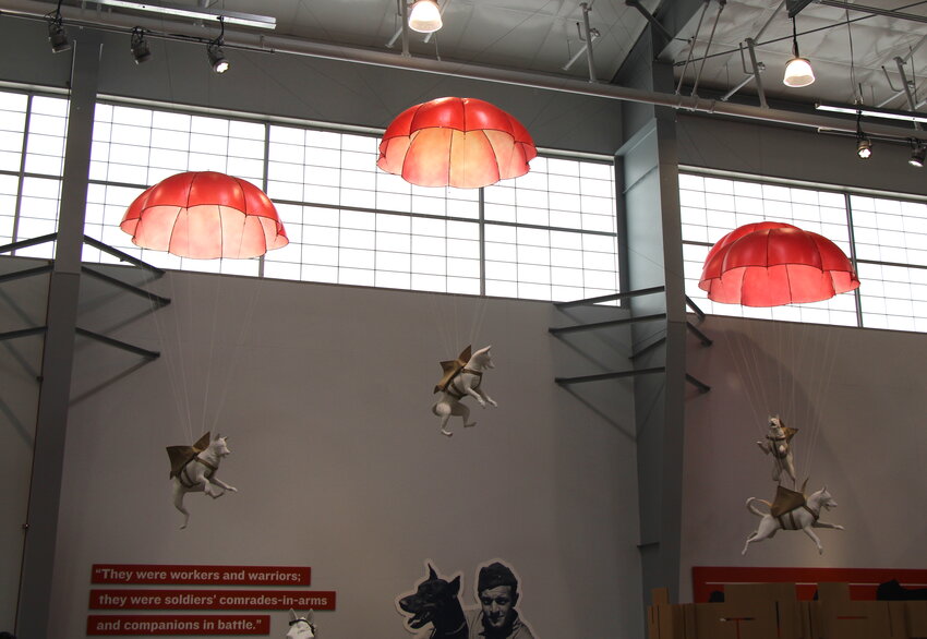 Hero dogs are portrayed at the Flying Heritage & Combat Armor Museum. (Photo courtesy Chuck Wright)