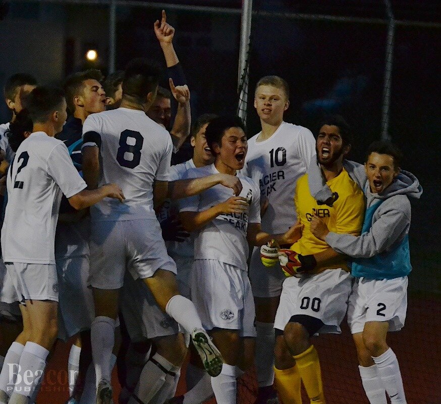 Glacier-Peak beats Edmonds-Woodway in overtime for district title ...