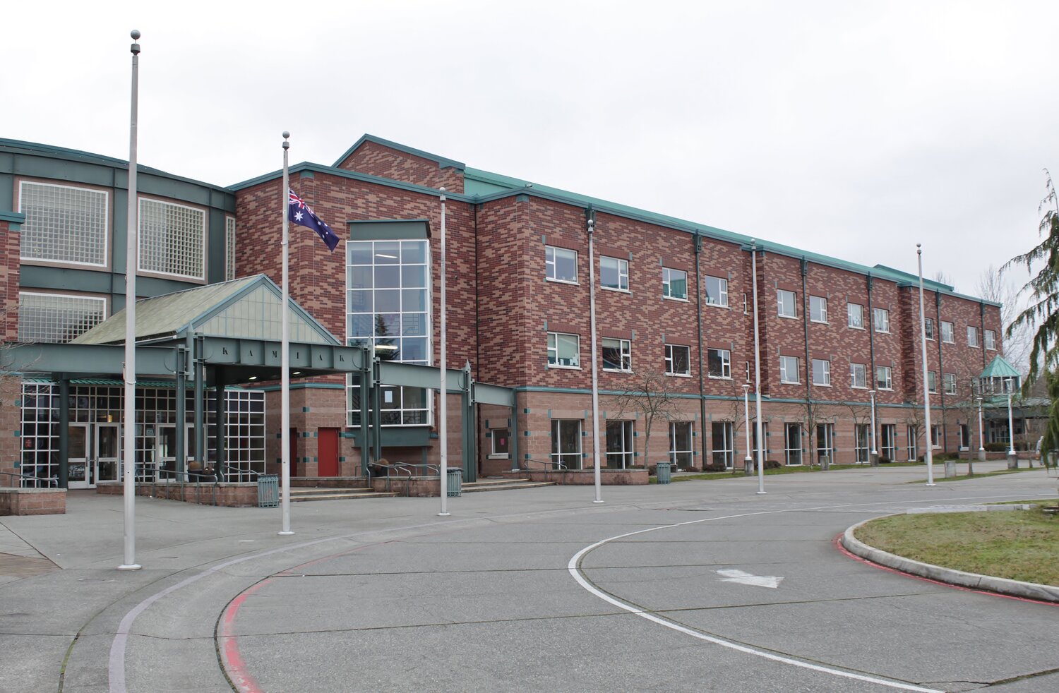 Threat is outside Kamiak High School Mukilteo Beacon