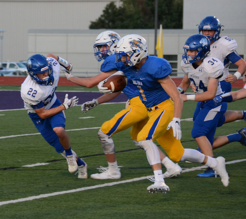 Bolivar blasts Tigers for homecoming win | Bolivar Herald Free-Press