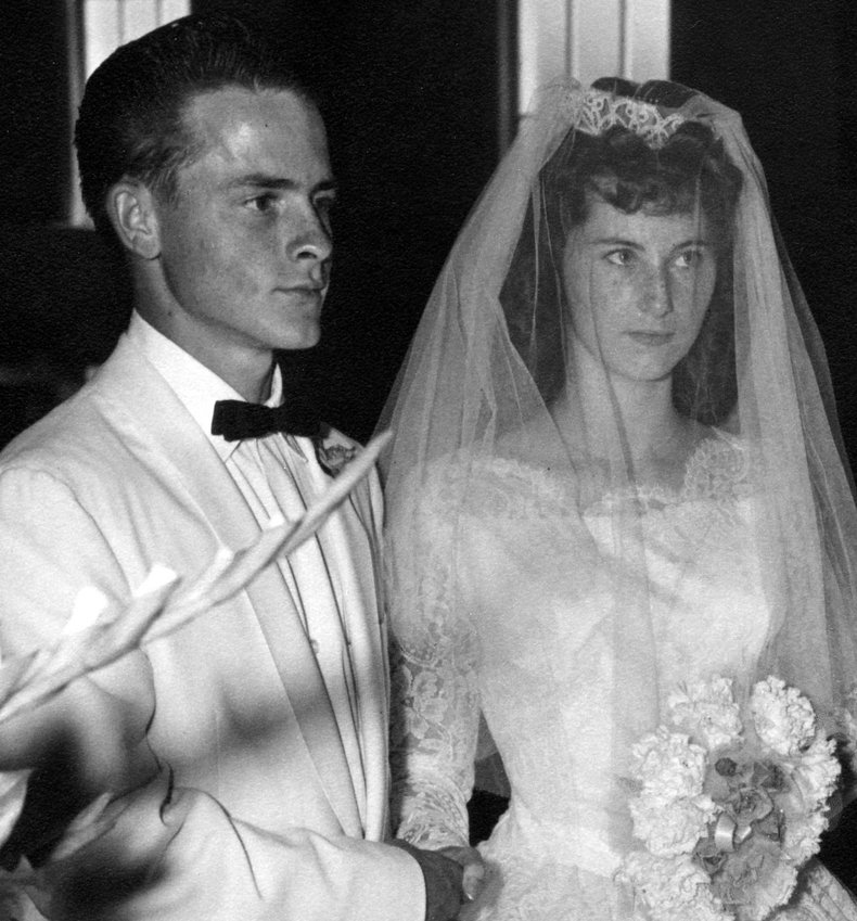 The Simpsons were married in Ventura, California, on March 31, 1962, before moving to Bolivar in 1966.