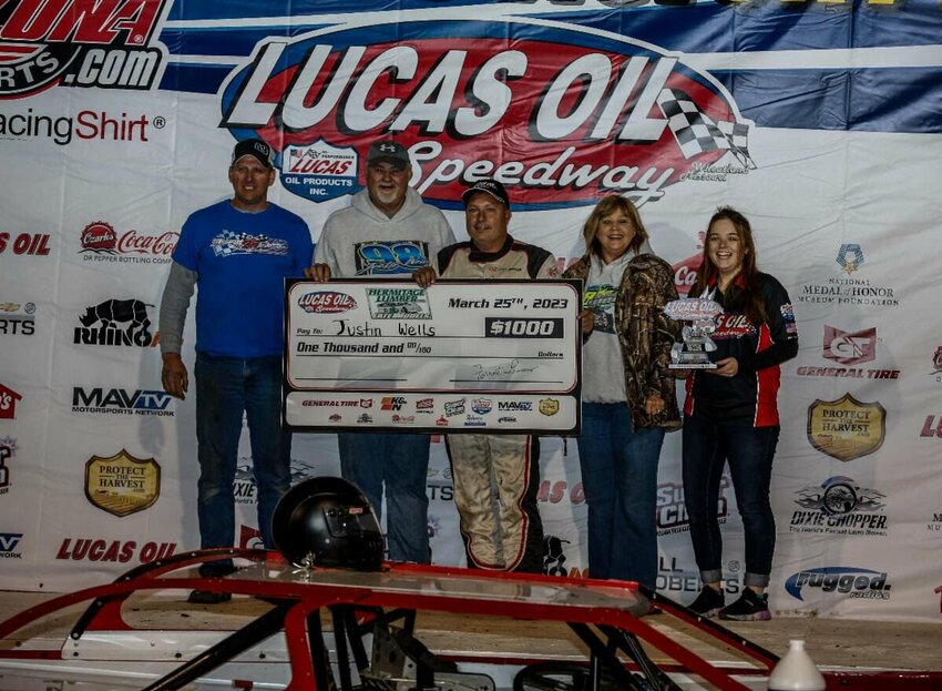 Justin Wells (98) captured the $1,000-to-win Hermitage Lumber Late Model feature victory on opening night of 2023 at Lucas Oil Speedway.