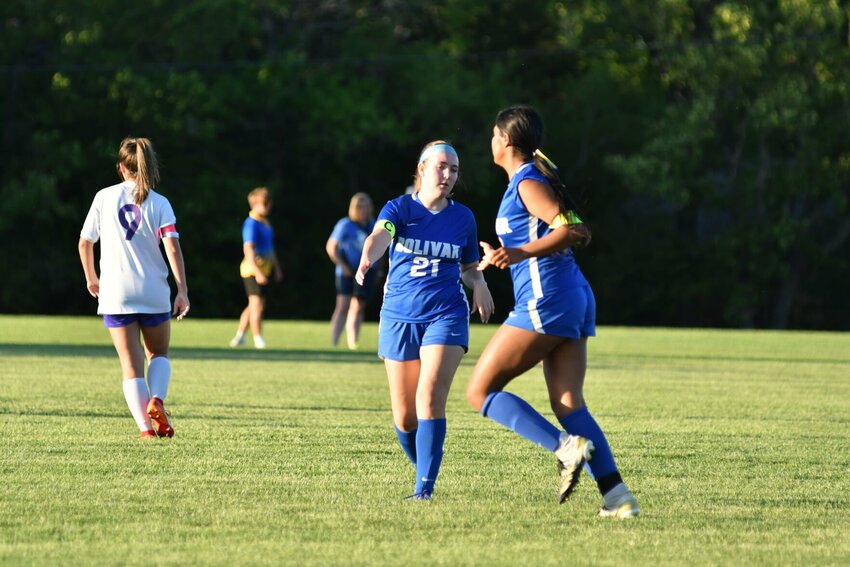 Senior captains Ellie Thomas and Ese Jones are encouraged following a Bolivar attack on the goal.   STAFF PHOTO/ANNIE THOMAS