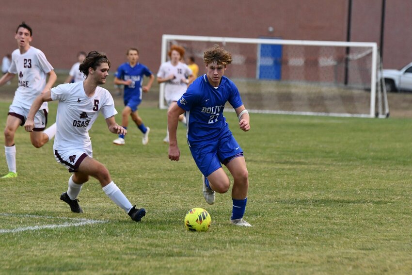 Junior Canyon Adams works to beat an opponent on a Liberator attack.


STAFF PHOTO/ANNIE THOMAS