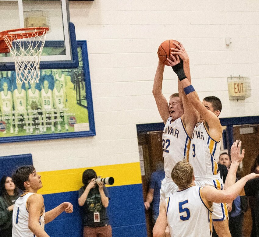 The Liberators double secured this rebound as #22 Wyatt Campbell and #1 Brody Ingold firmly secure it.


STAFF PHOTO/BOB CAMPBELL