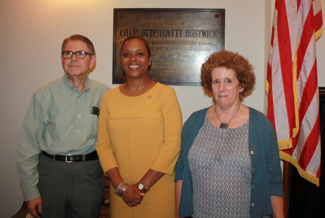 Lovett selected for Phila Free Library pilot program The Chestnut Lovett selected for Phila Free Library pilot program The Chestnut