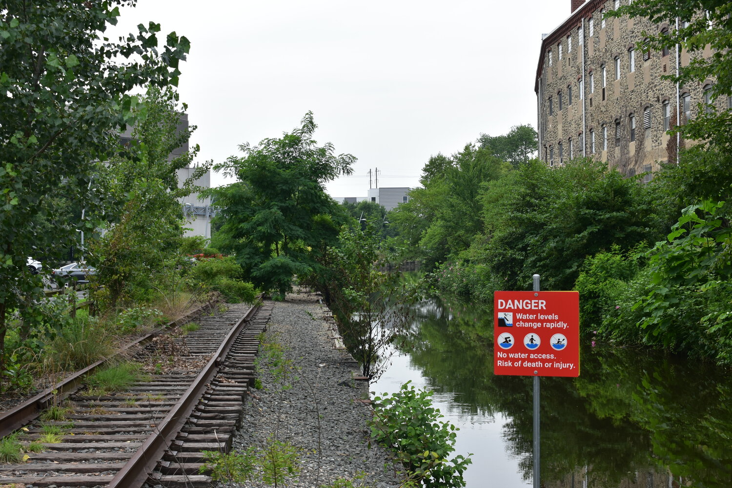 Manayunk Canal water quality improves after 80-plus years of stagnant flow - The Chestnut Hill Local