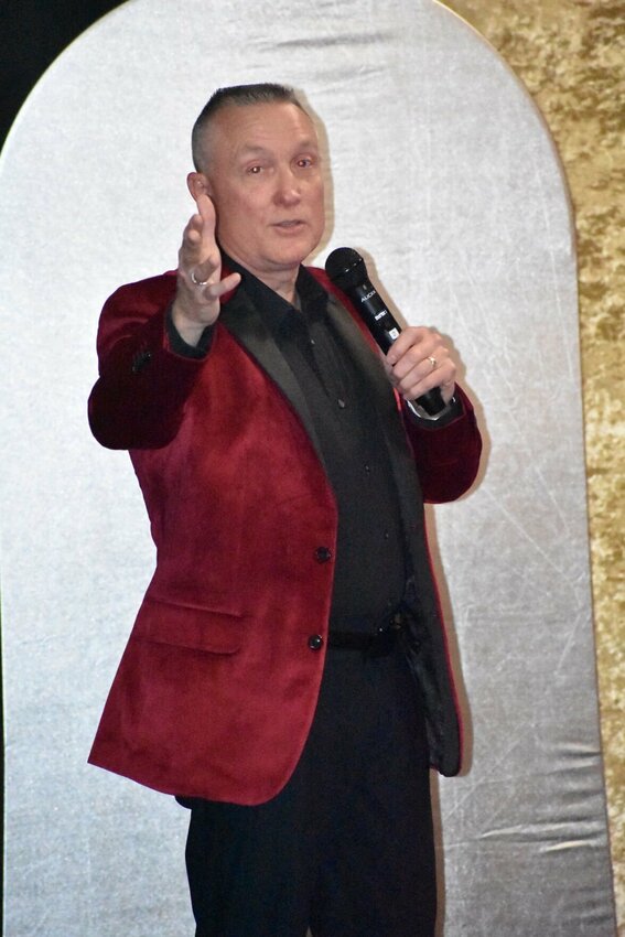 David Liss, chair of the Nixa Chamber Board of Directors, delivers some remarks during the awards ceremony.