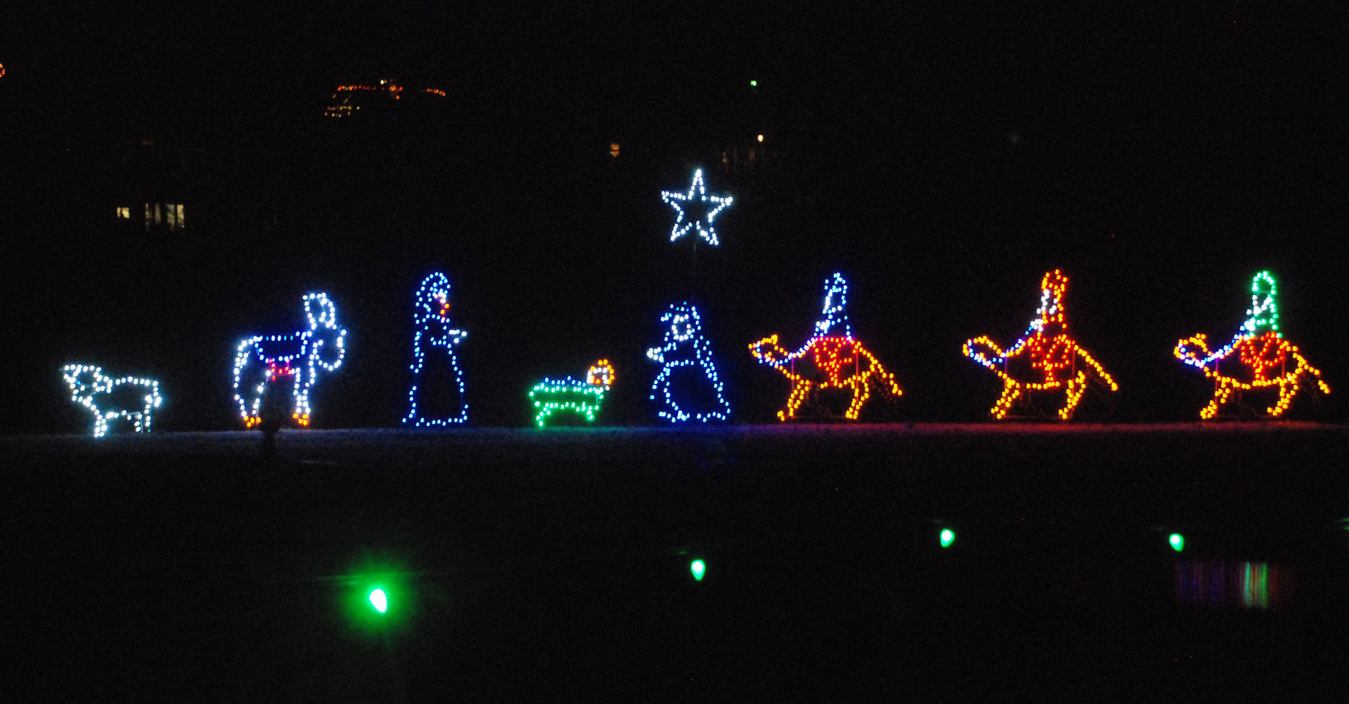 Photo gallery A drive through the Ozark holiday light park Christian