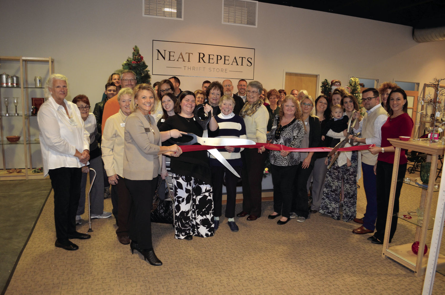 Neat Repeats celebrates new Ozark location Christian County Headliner