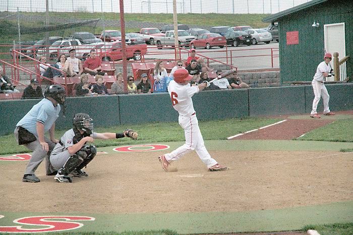 Ozark baseball takes district title | Christian County Headliner News