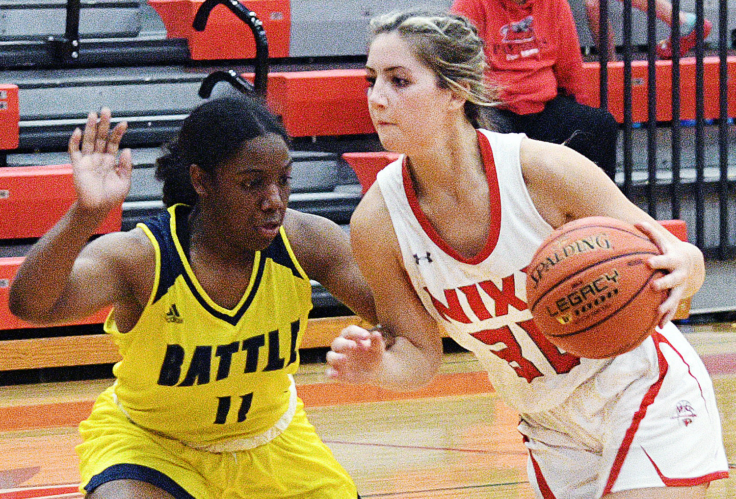 NIXA’S MACIE CONWAY drives to the hoop versus Columbia Battle on Thursday.