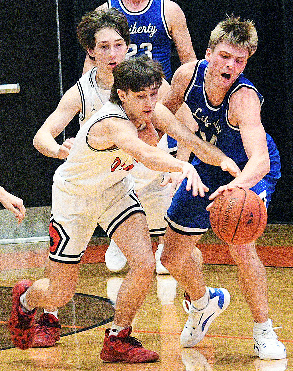 KANNON LITTLE goes for a steal.