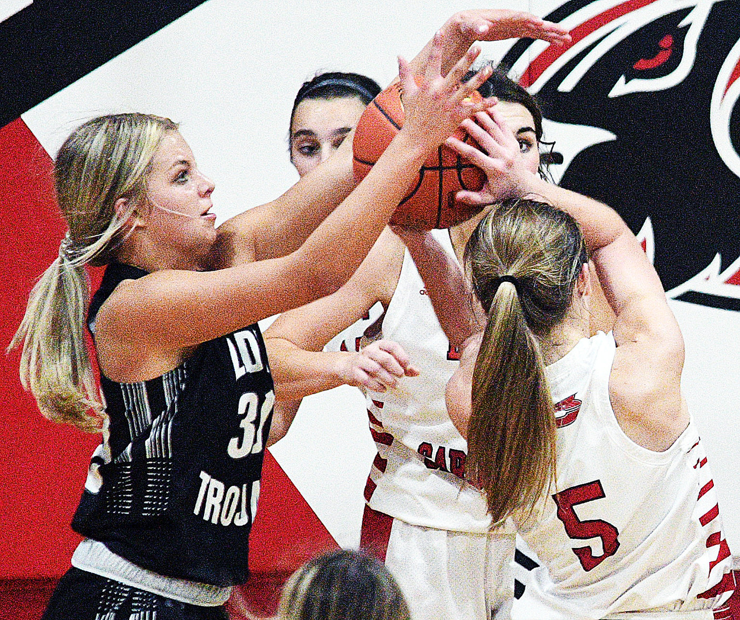 SPARTA’S BRYNN HOLT reaches to steal the ball away from Chadwick’s Raeleigh Little.
