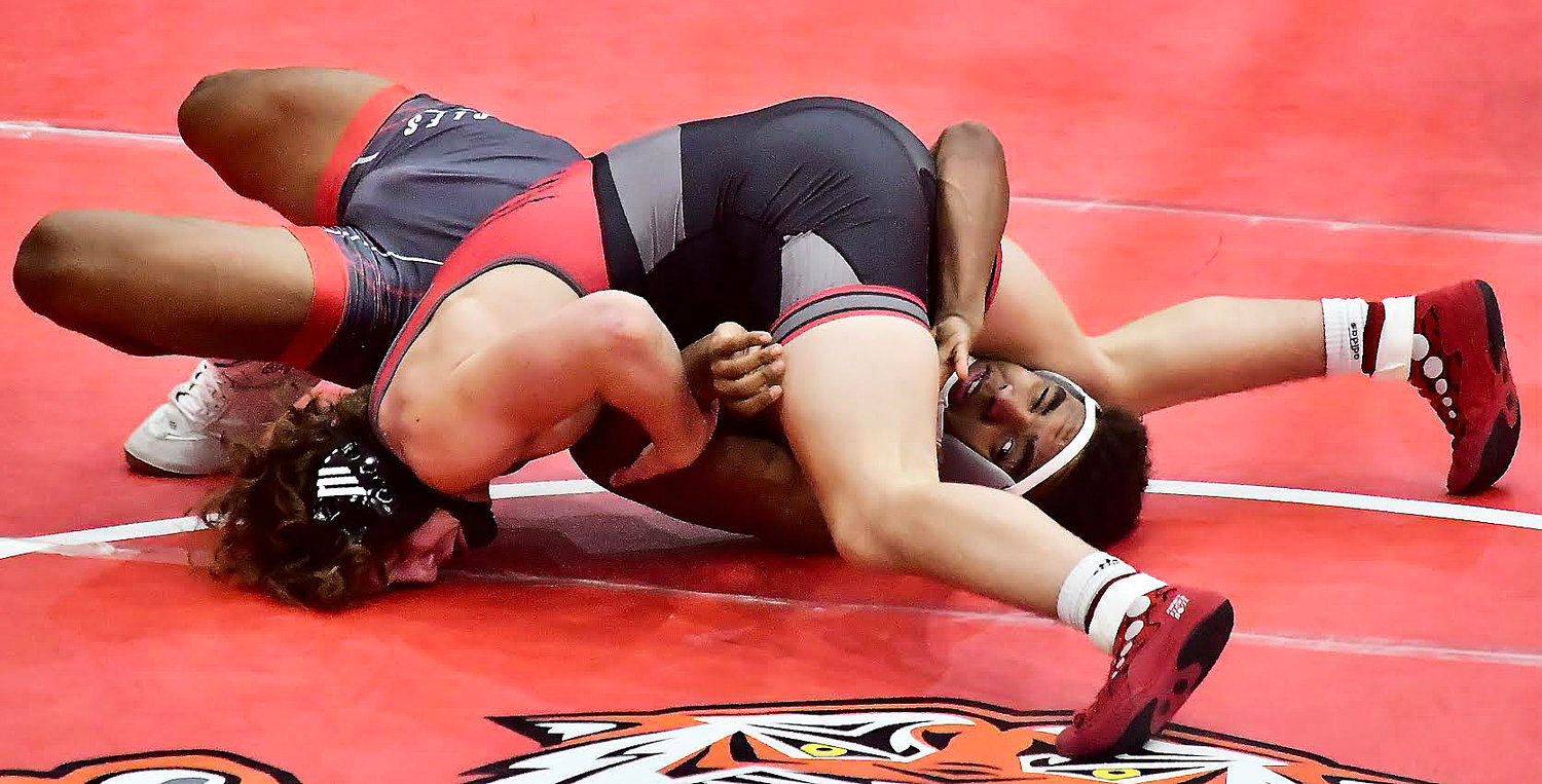 OZARK'S DANIEL LANEY closes in on a pin.