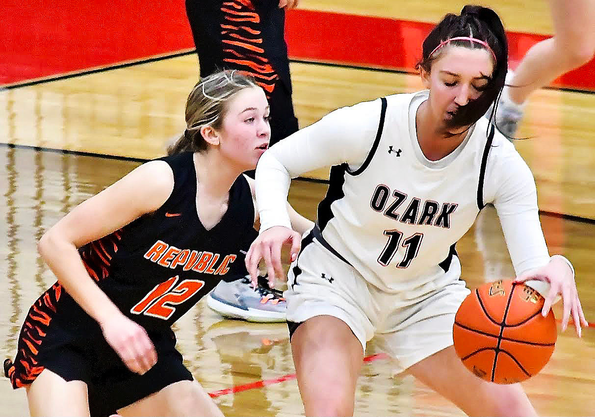 OZARK'S MACEY SULT maintains her dribble.