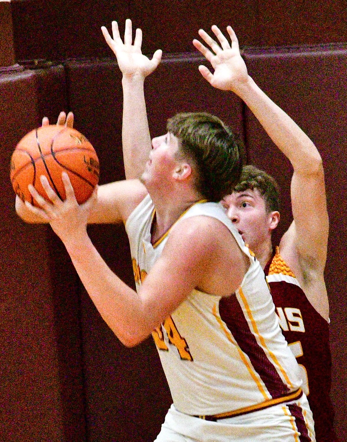 SPOKANE'S RIDGE KIPPER posts up in the paint against Mansfield on Tuesday.