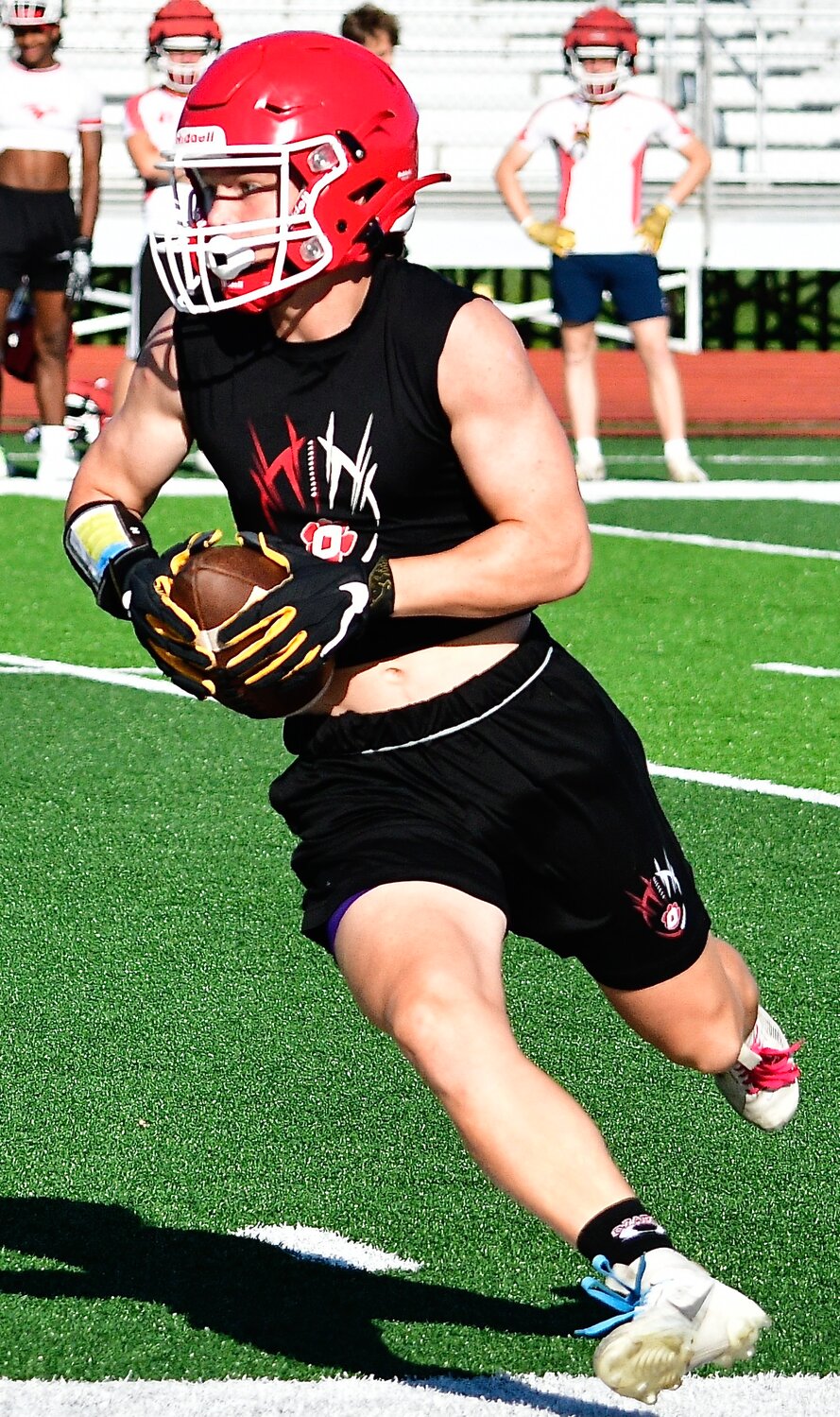 OZARK'S JETT EASLEY looks to gain yards after a catch.