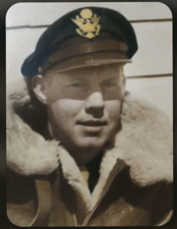 Airman Russell Hilding in 1944.