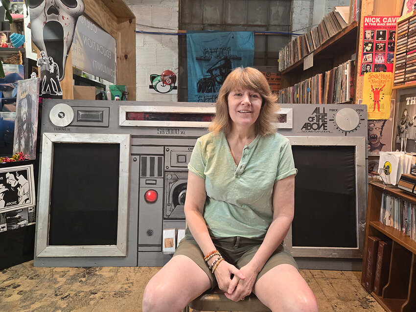 A lifelong music buff, Heather Frarey founded the Record Lounge in 2008 and has been capitalizing on a resurgent, booming vinyl culture ever since.