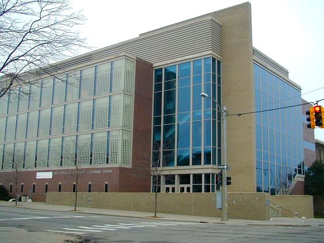 WLNZ-FM radio is housed in the library building at Lansing Community College.