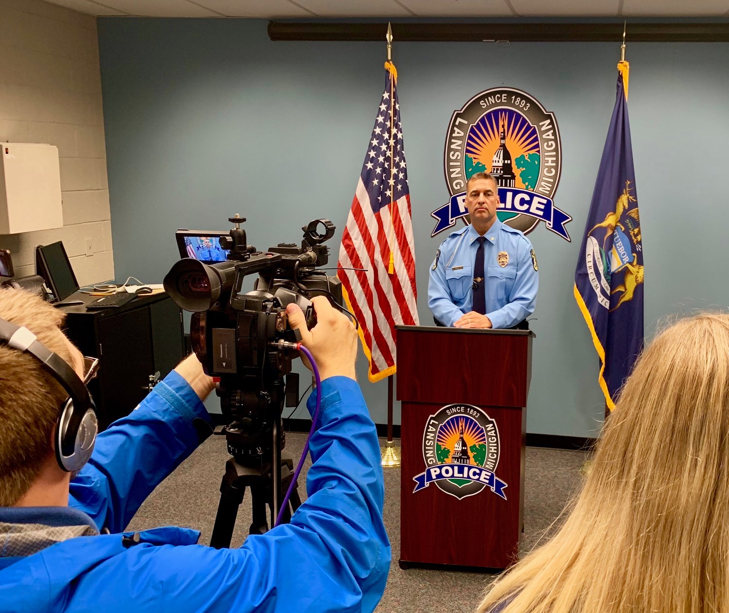 Lansing Police Chief Michael Yankowski will oversee an internal investigation into the use of force by an officer after eyewitness videos showed an officer apparently repeatedly striking a teenage runaway.