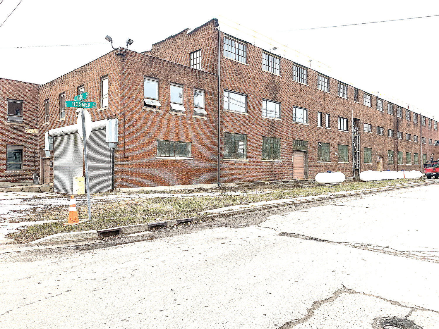 Arbor Farm, the company behind one of the first licensed recreational pot shops in Michigan, is in the midst of renovating a 144,000-square-foot industrial space to house up to 15,000 plants on the corner of Hazel and Hosmer streets.