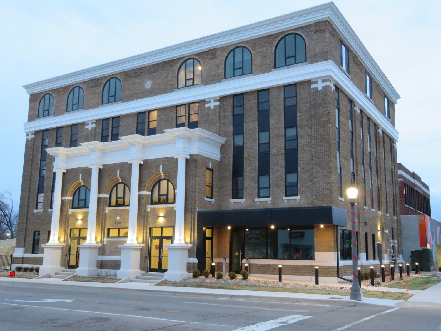 The Temple Lofts open officially Monday with 31 living units, ranging from studio apartments to two-bedroom suites. In 2023, the first floor will house the offices of project developer Michigan Community Capital and an expanded-menu Strange Matter cafe.