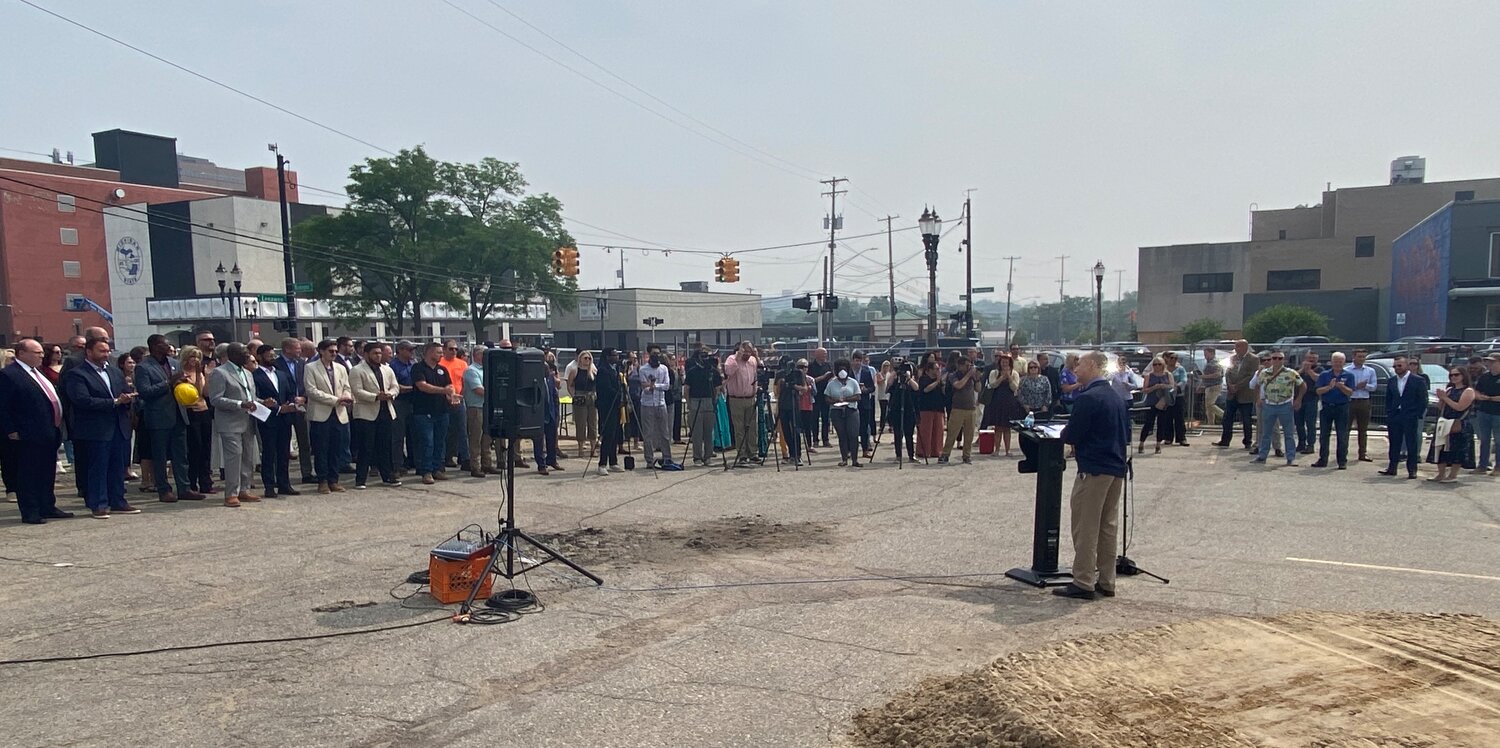 Scores of city, county and area public officials braved the dangerous air conditions to attend the groundbreaking event.