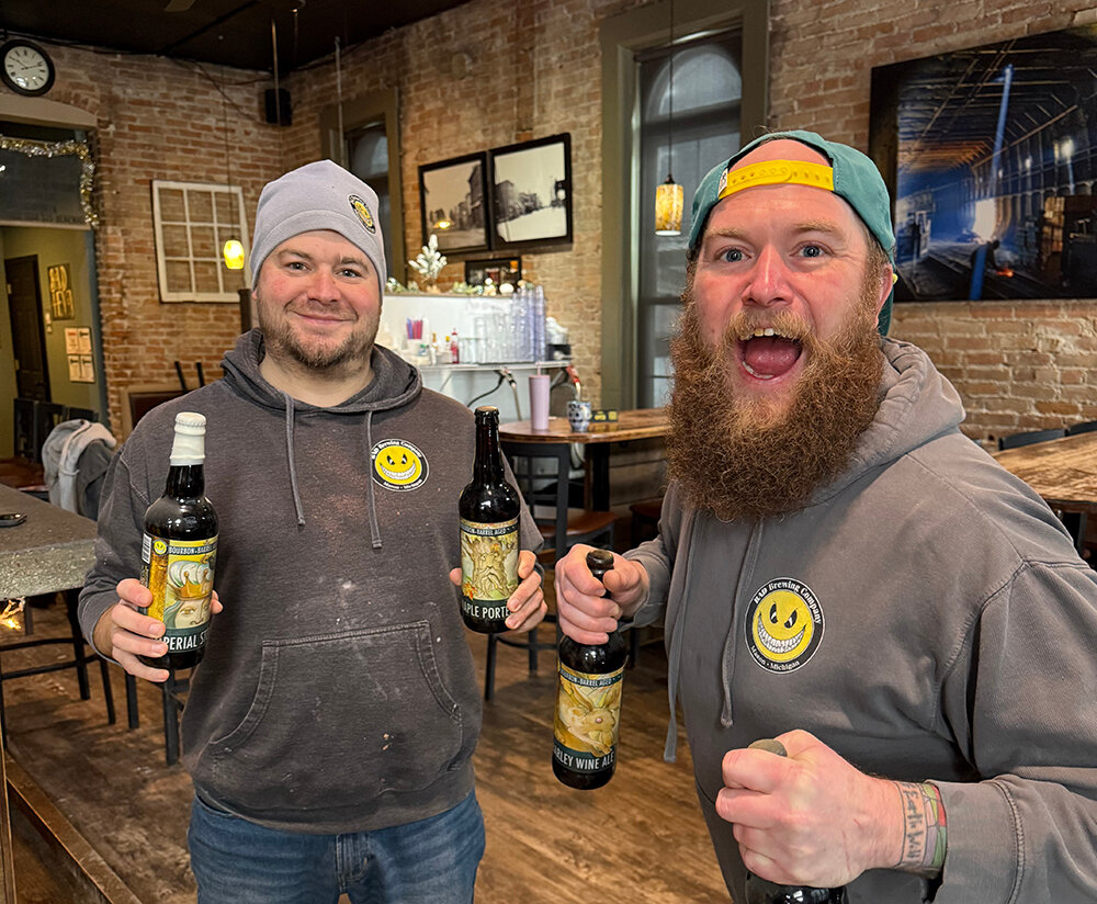 Bad Brewing Co. owner Brian Rasdale (left) and head brewer Kenneth “KJ” Rowan.