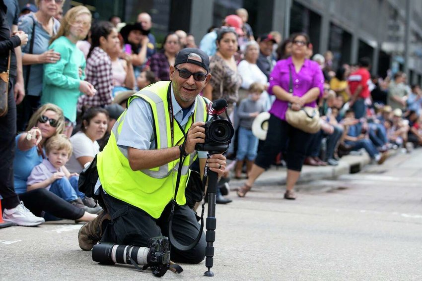 Steve Gonazles on assignment. (Photo by Brett Coomer / Houston Chronicle)
