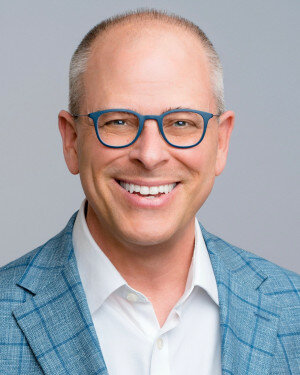 Craig Dezern joins UFCJC as a public relations senior lecturer in fall 2026