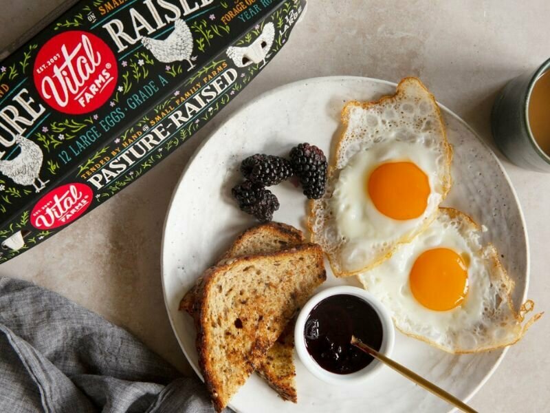 (Photo: Sunny-side up eggs alongside Vital Farms’ sustainable packaging. Courtesy of Vital Farms.) supply chain